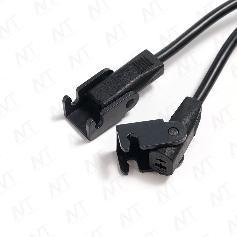 Arnés de cables de distribución de energía CC tipo 01 macho a 1 a 3 tipo 01 hembra