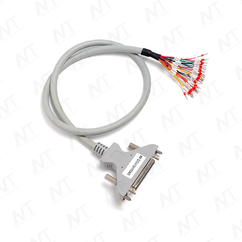 Cables adaptadores de señal DI (Digital Input) para sistemas de automatización industrial